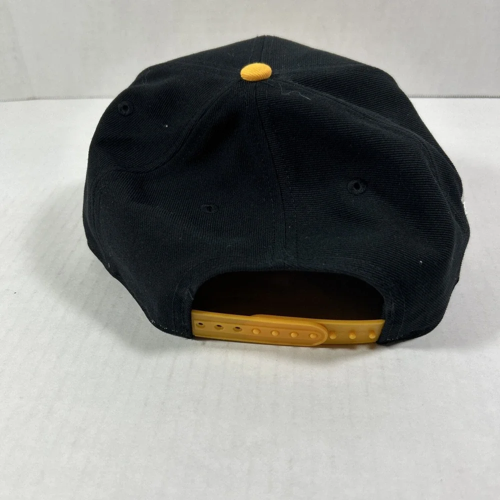 Pittsburgh Penguins Fanatics Black Gold Snap Back‎ Hat Eastern